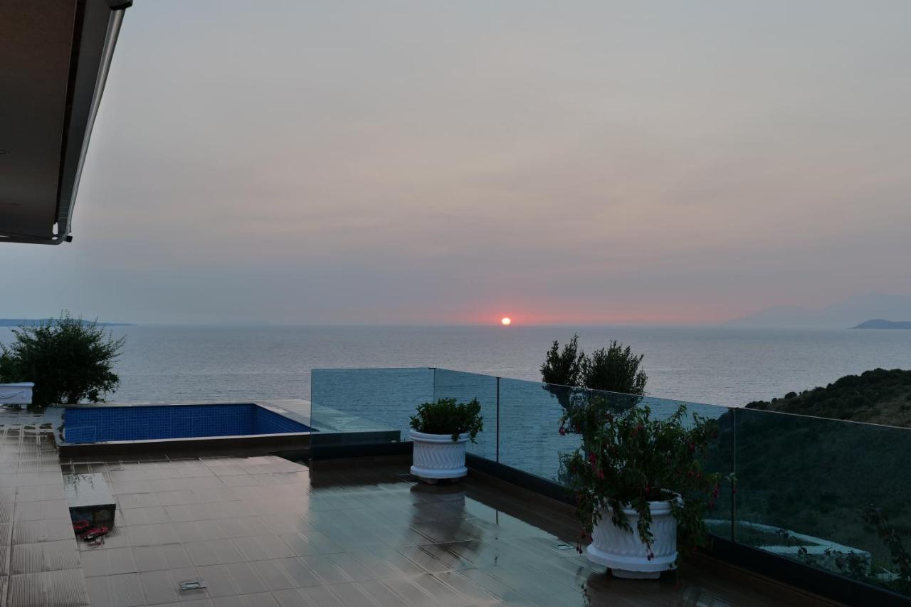 Twins Villa Sarandë Exterior foto