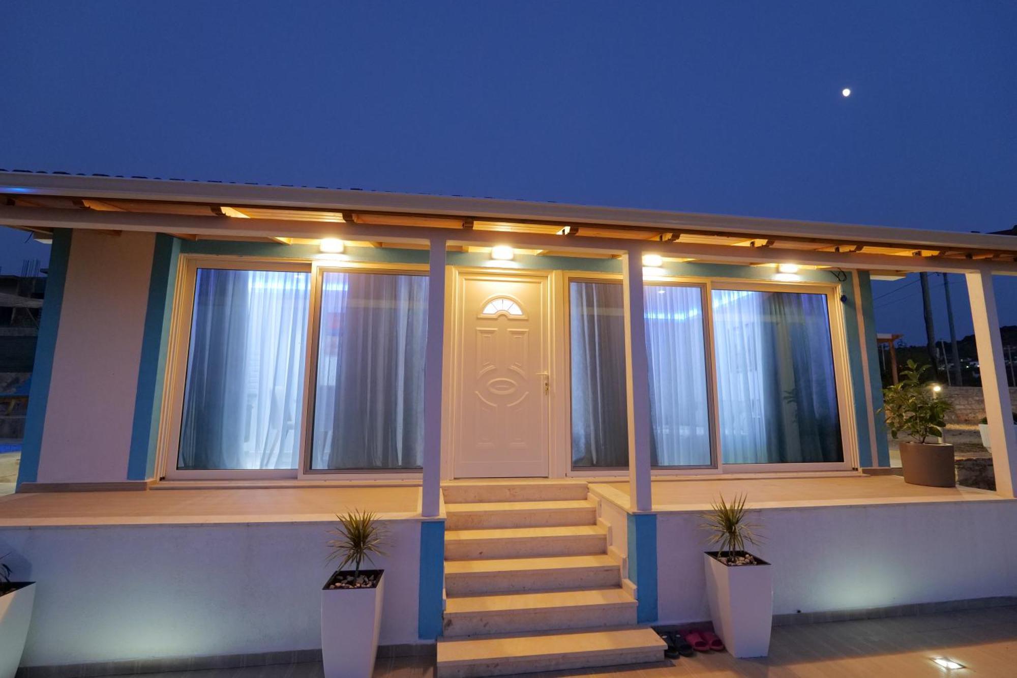 Twins Villa Sarandë Exterior foto