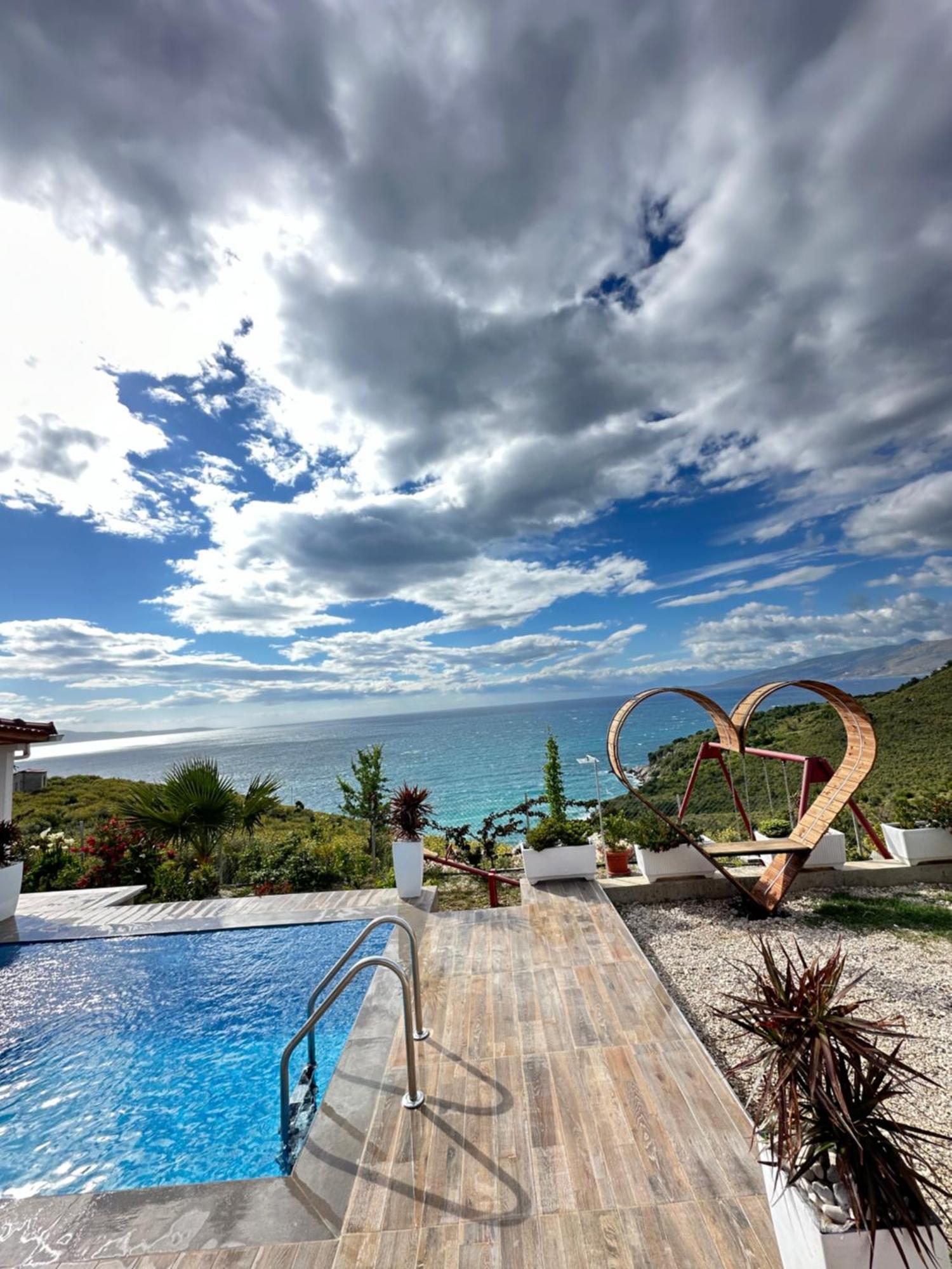 Twins Villa Sarandë Exterior foto